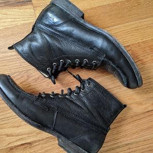 Frye lace up black leather combat boot 9.5